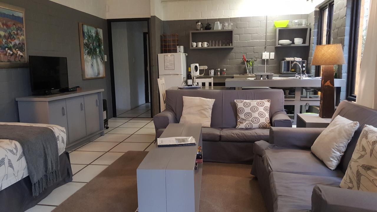 Hornbill House Self Catering Accommodation Hermanus Exterior foto