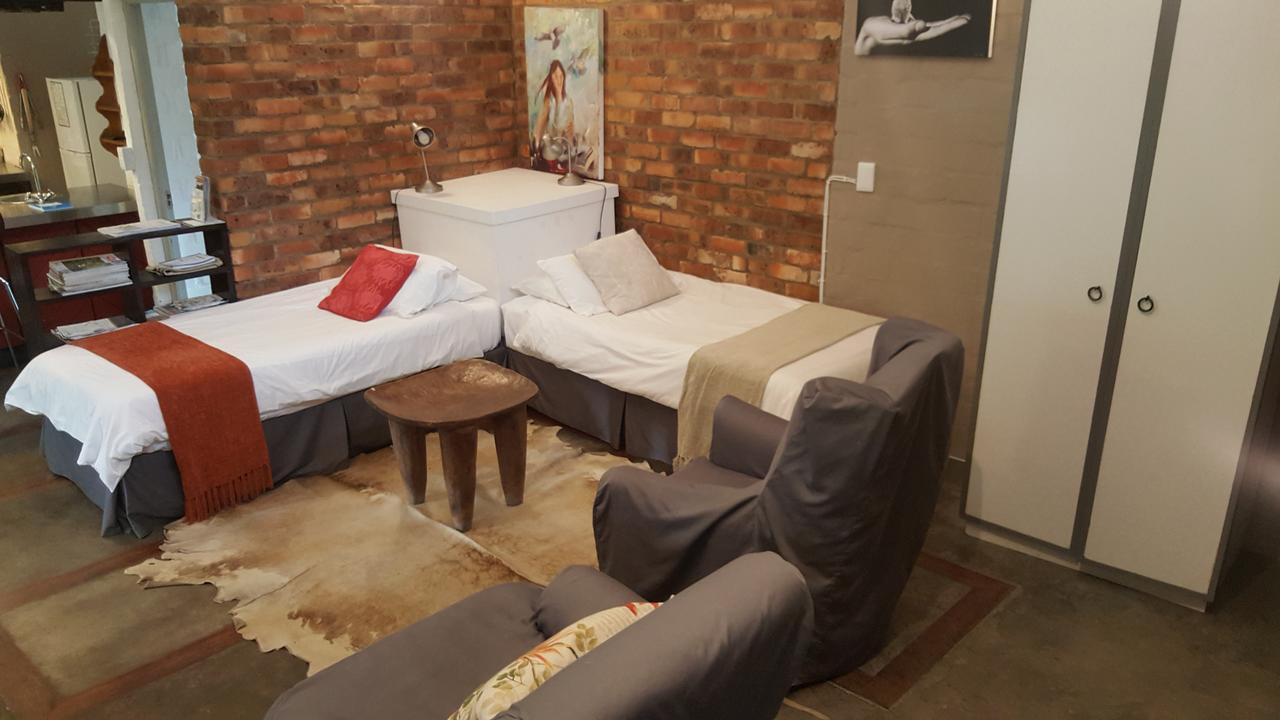 Hornbill House Self Catering Accommodation Hermanus Exterior foto